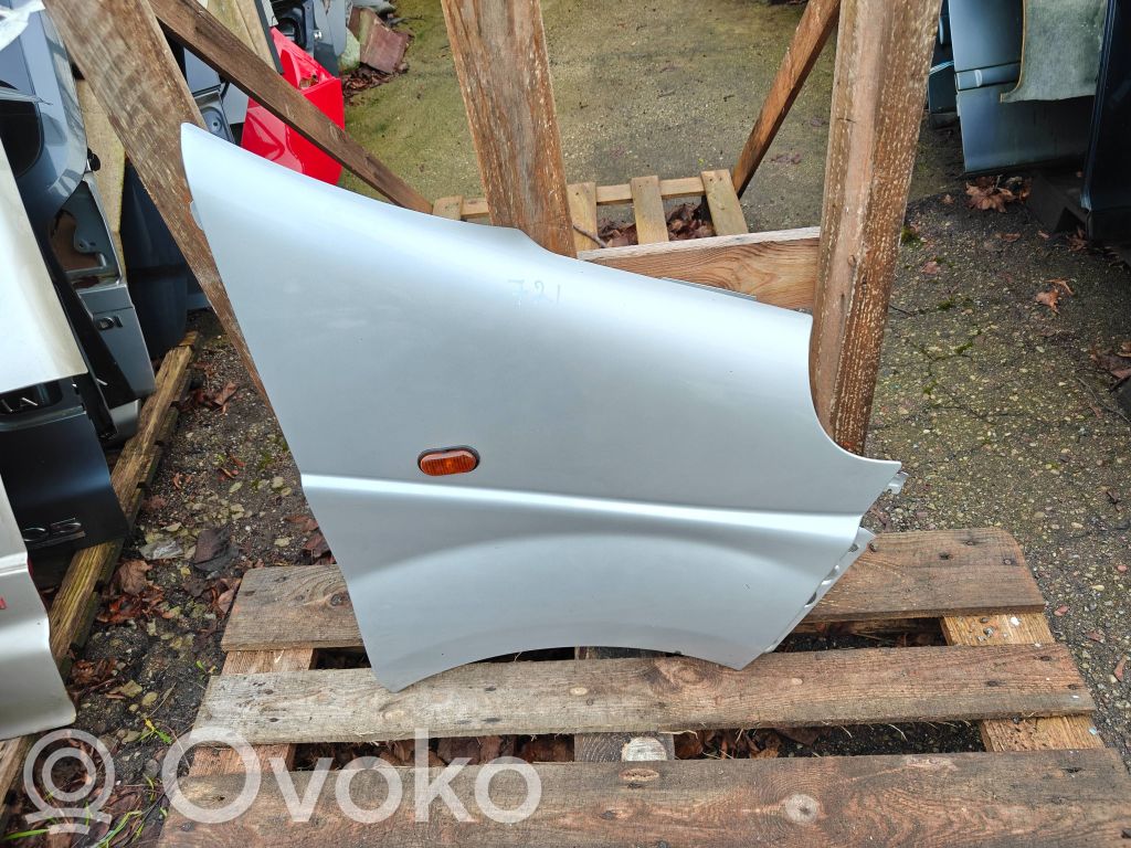 Opel Vivaro Sparnas 