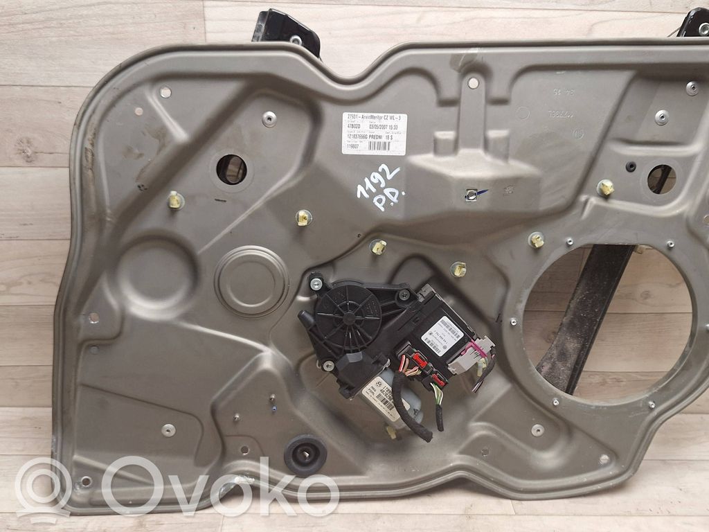 Skoda Octavia Mk2 (1Z) Elektryczny podnośnik szyby drzwi przednich 