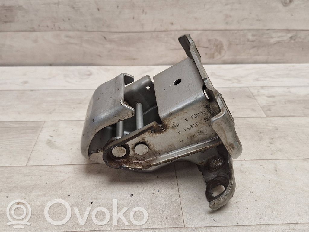 Opel Vivaro Loading door lower hinge 