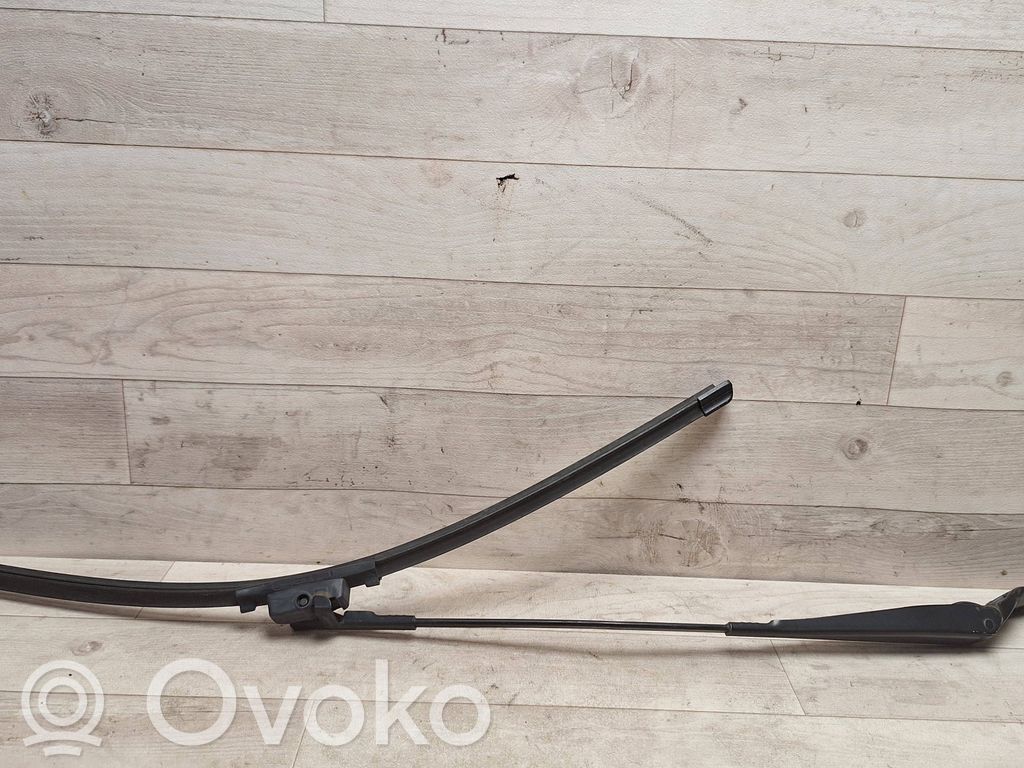 Ford Focus C-MAX Front wiper blade arm 