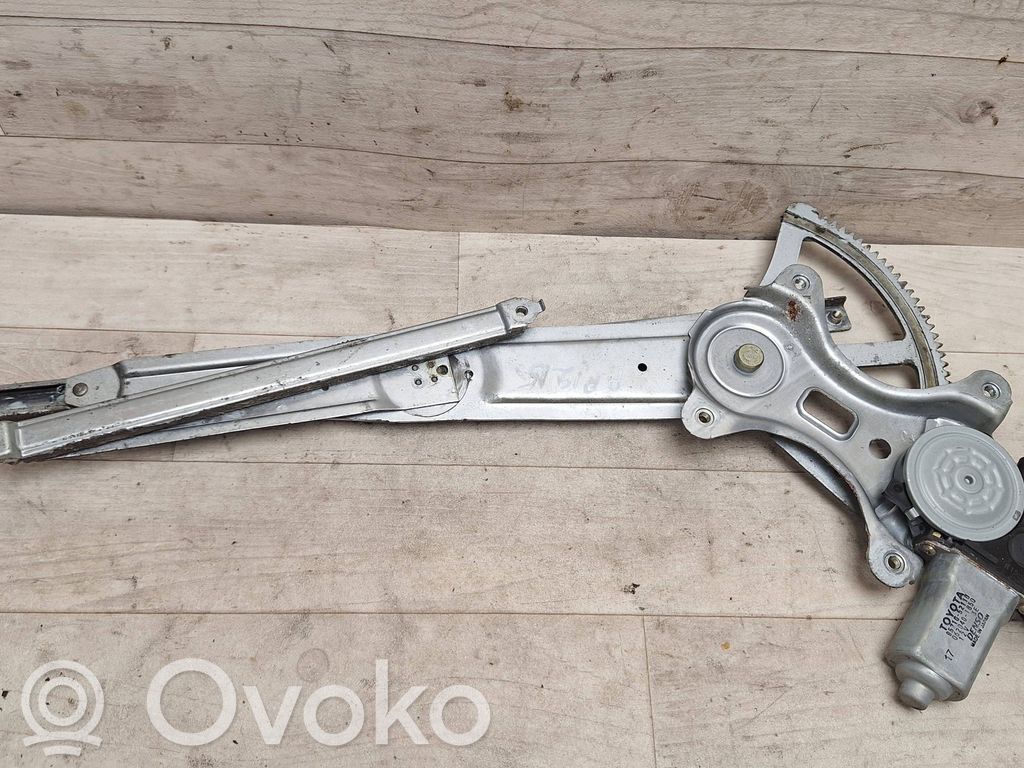Toyota Corolla Verso E121 Elektryczny podnośnik szyby drzwi przednich 