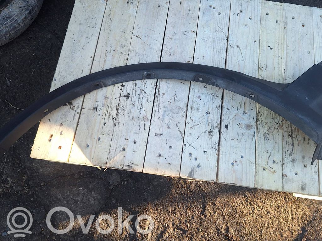 BMW X3 E83 Front arch trim 