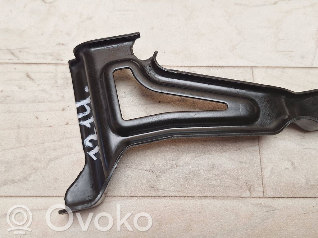 Audi A6 S6 C6 4F Fuel pump bracket 