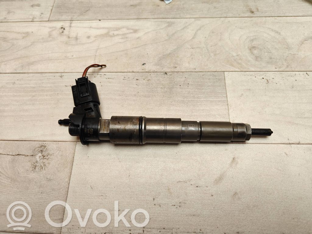 BMW 5 E60 E61 Fuel injector 