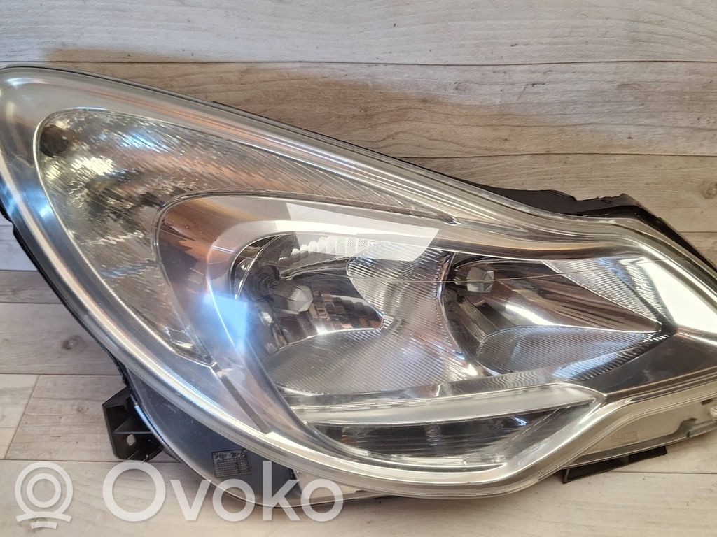 Opel Corsa D Scheinwerfer 