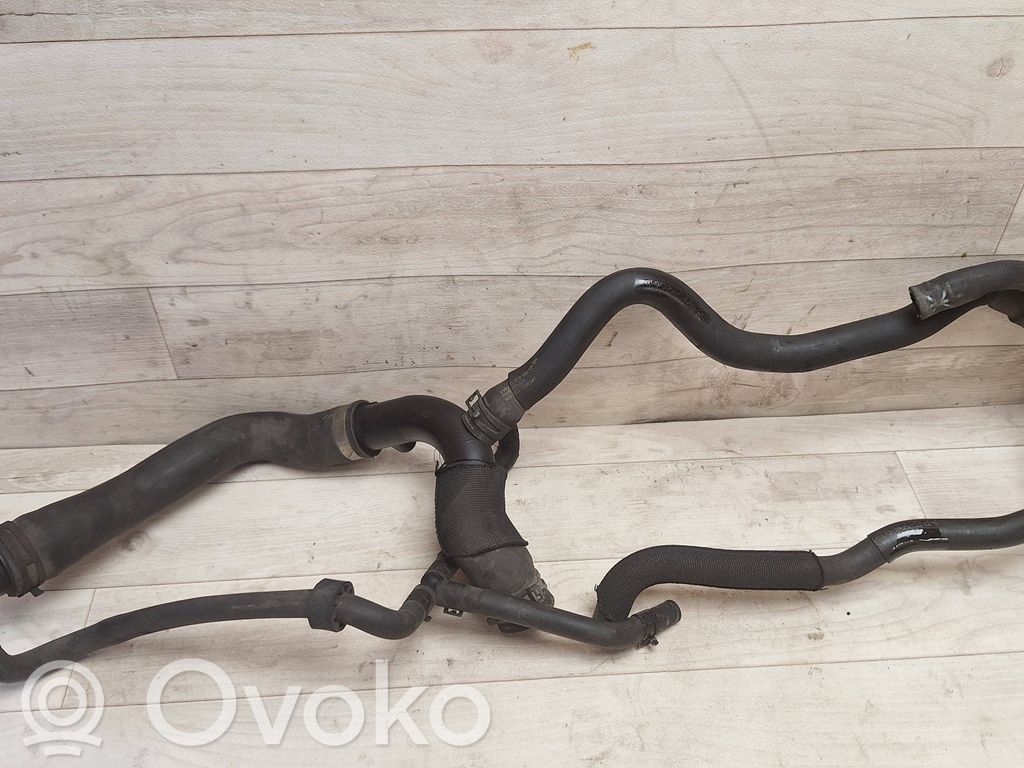 Volkswagen PASSAT B6 Conductă/furtun lichid de răcire motor 