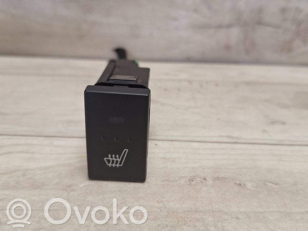 Mazda 3 I Seat heating switch 