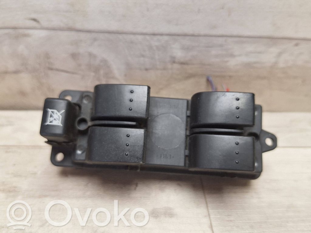 Mazda 3 I Interruptor del elevalunas eléctrico 