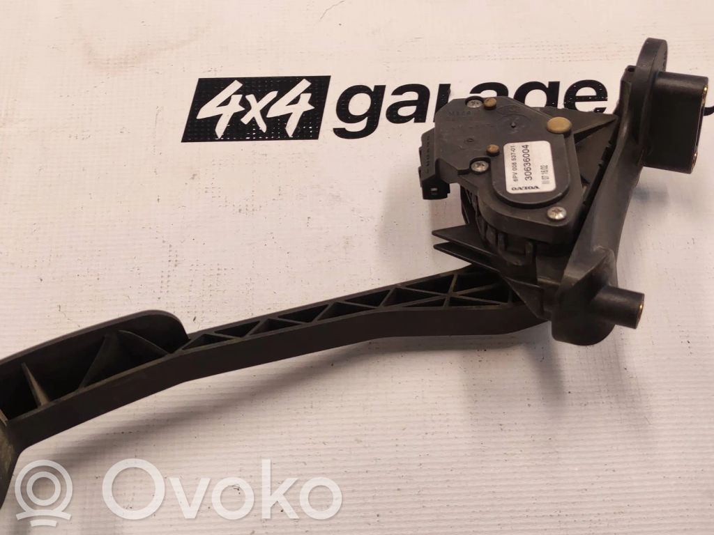 Volvo V70 Akseleratora pedālis 