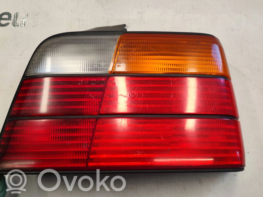 BMW 3 E36 Galinis žibintas kėbule 