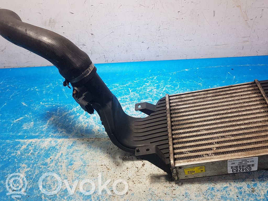 Opel Astra H Elektromobilio variklio aušintuvas 