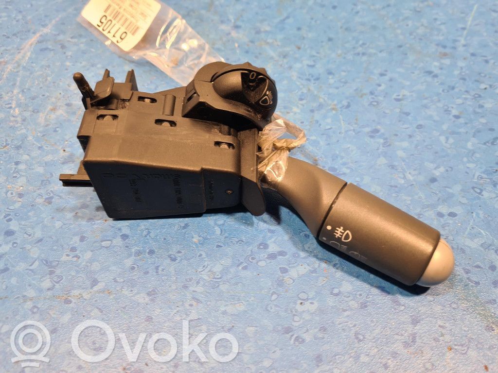 Smart ForTwo I MC01 Moldura del interruptor de la ventana de la puerta derecha 