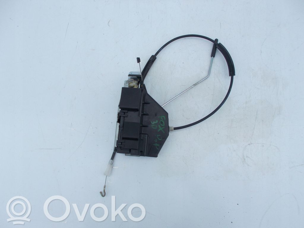 Volkswagen Fox Front door lock 