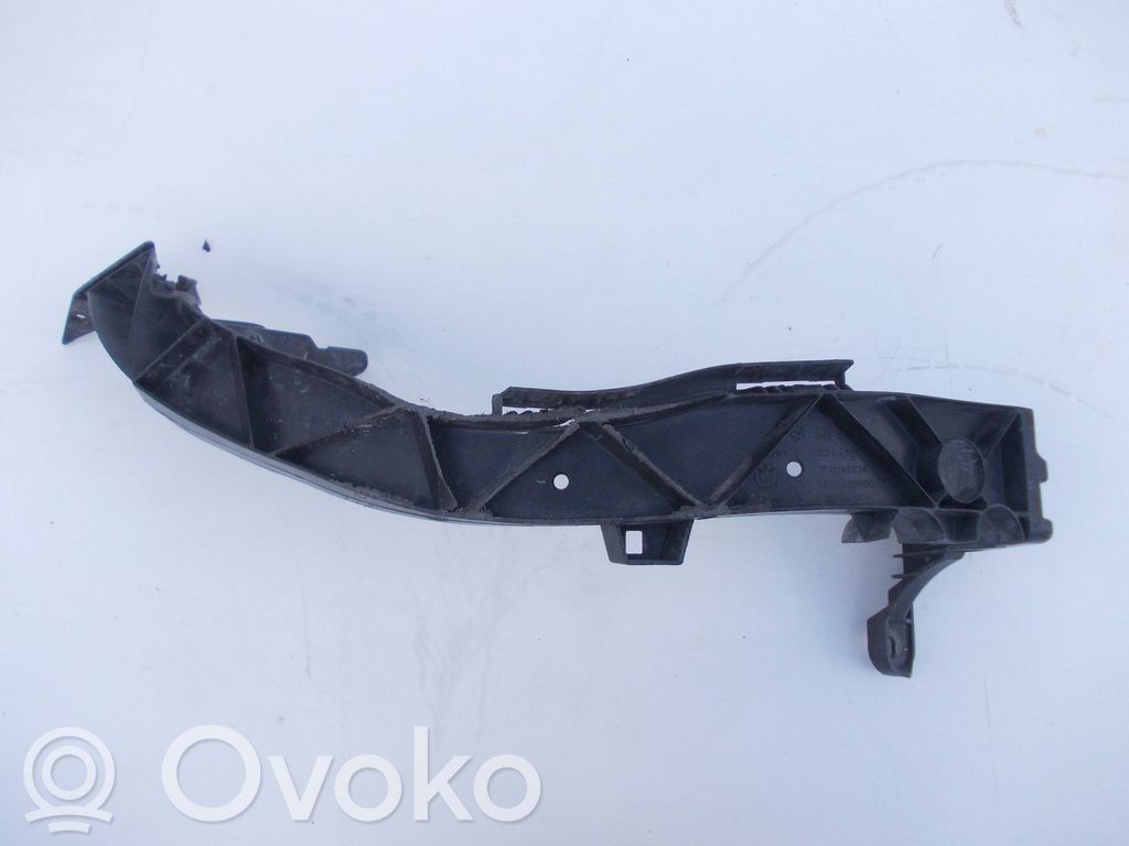 BMW 1 E81 E87 Support phare frontale 