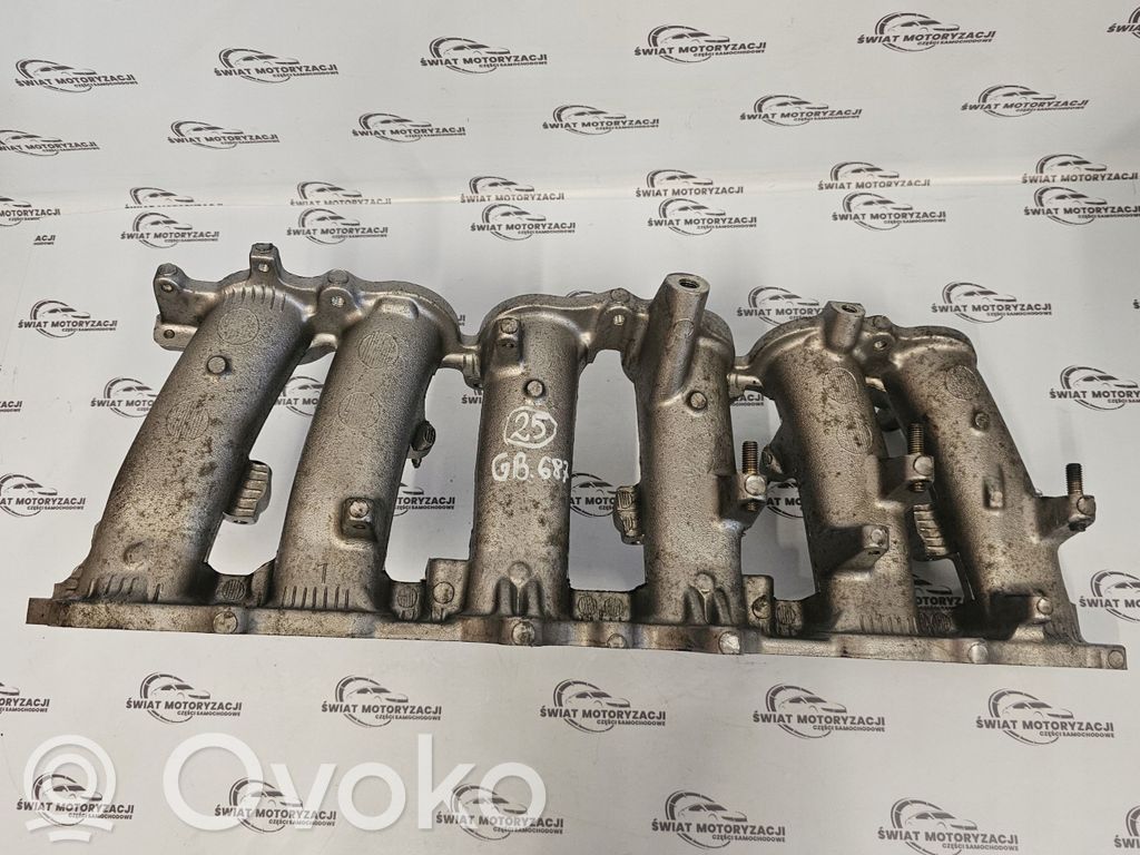 Lexus GS 300 400 430 Kolektor ssący 