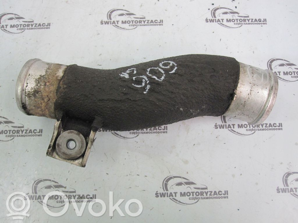 KIA Carnival Oro paėmimo kanalo detalė (-ės) 