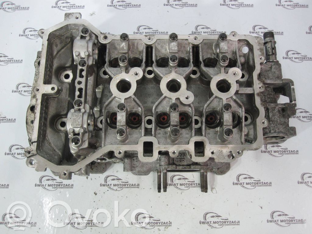 Peugeot 208 I Engine head 