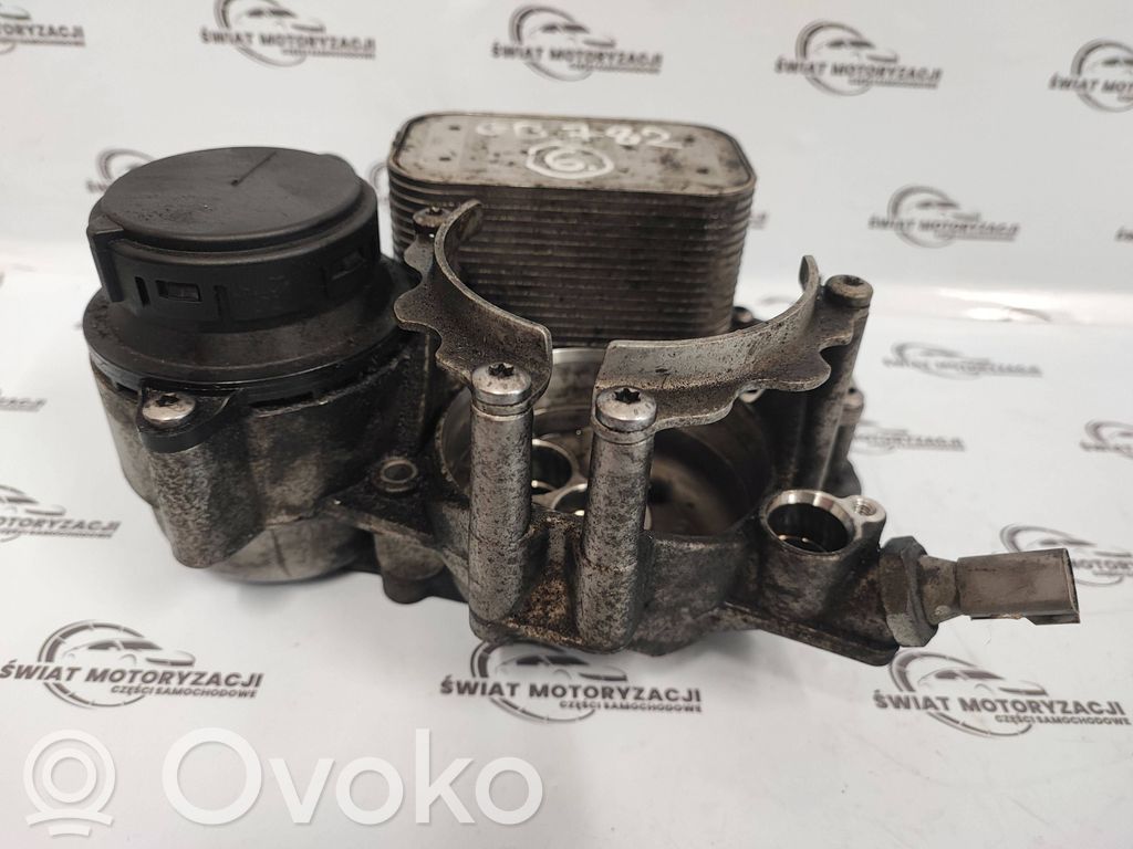 Renault Trafic II (X83) Oil filter mounting bracket 