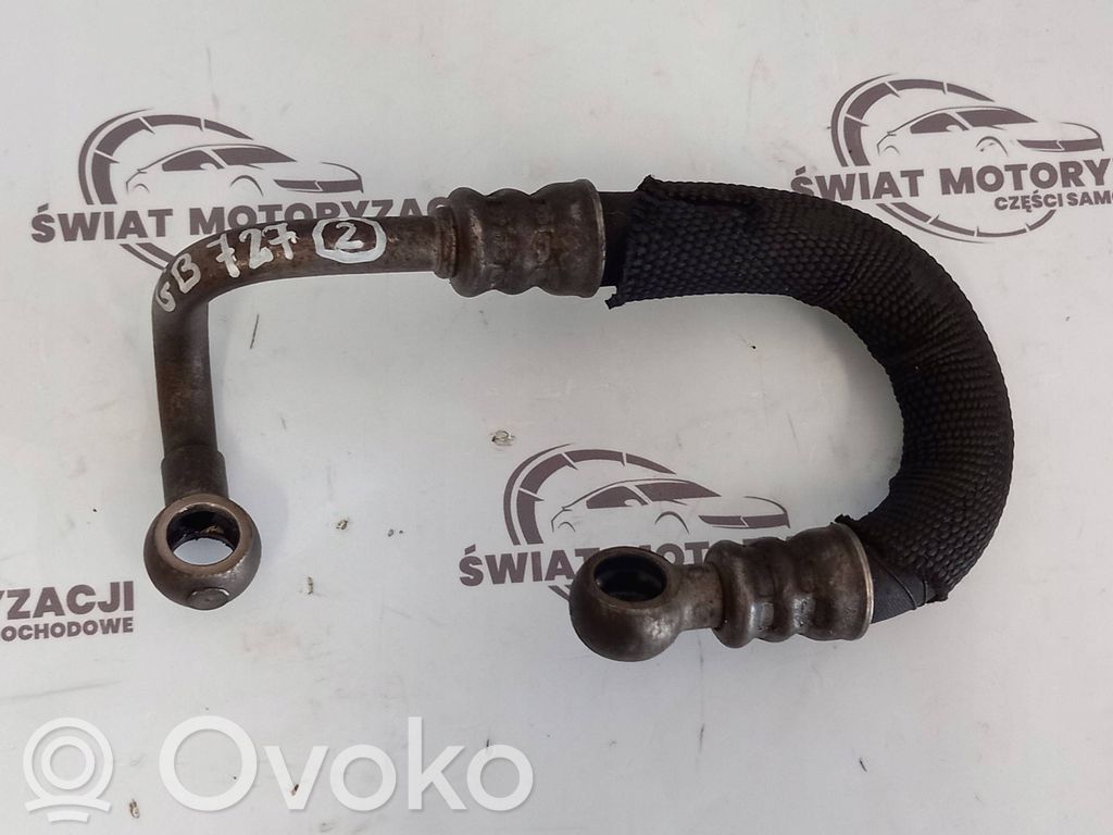 Oil fill pipe
