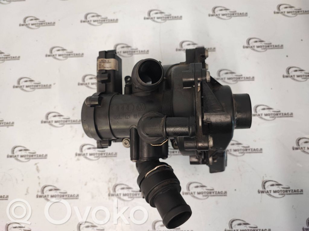 Audi A5 8T 8F Termostato korpusas 