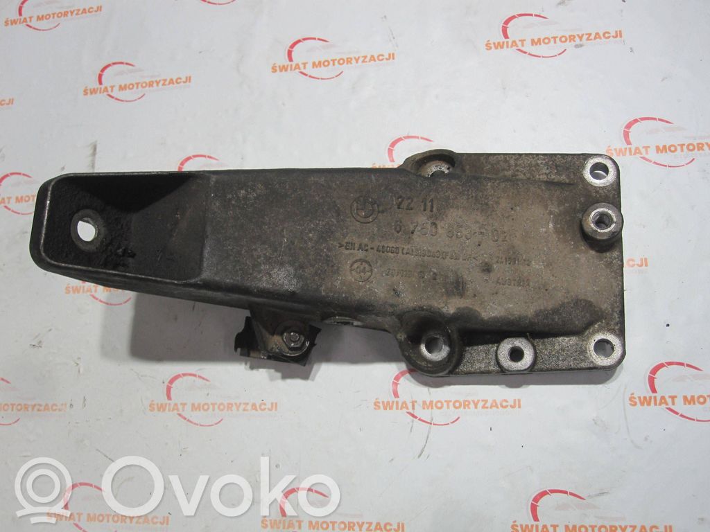 Engine mounting bracket   6750853