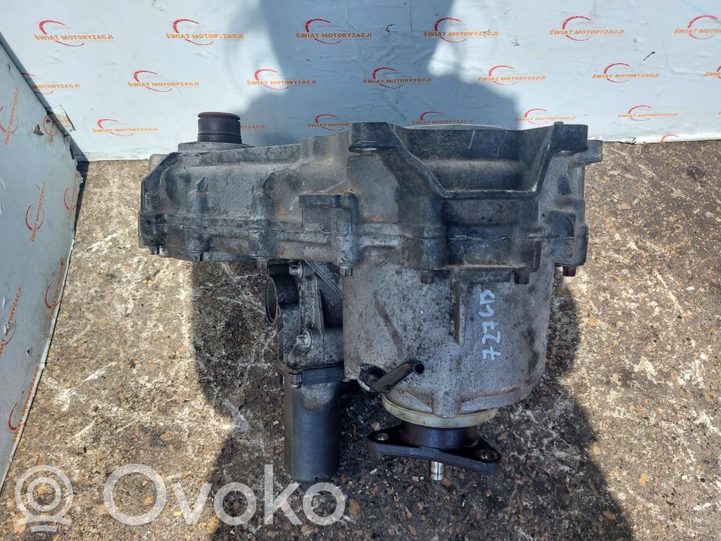 BMW X5 E70 Gearbox transfer box case 