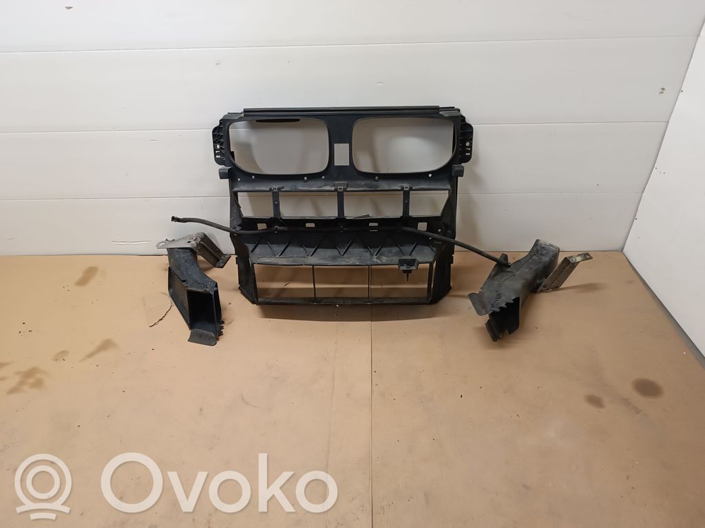 Intercooler air guide/duct channel