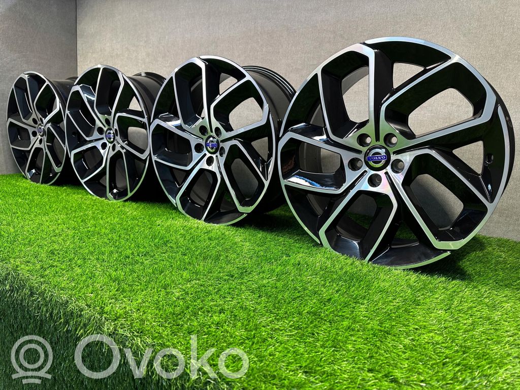 Volvo XC90 Cerchione in lega R20 