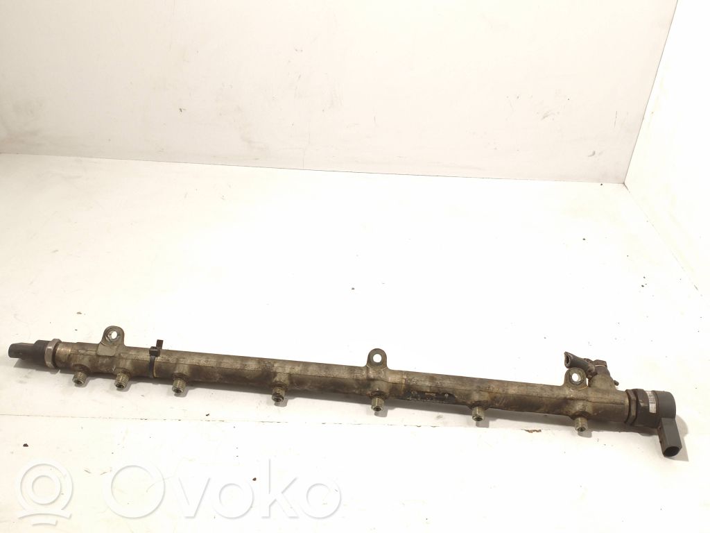 Mercedes-Benz E W211 Fuel main line pipe 