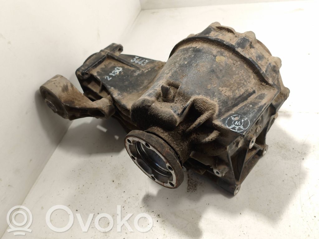 Audi A6 S6 C6 4F Galinis reduktorius 