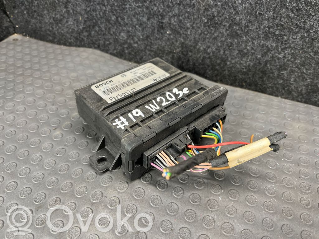 Mercedes-Benz C W203 Parking PDC control unit/module 