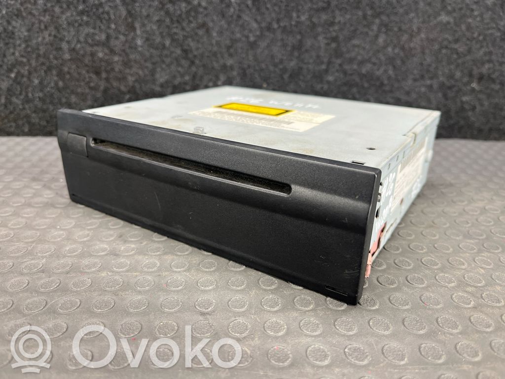 Mercedes-Benz E W211 GPS navigation control unit/module 