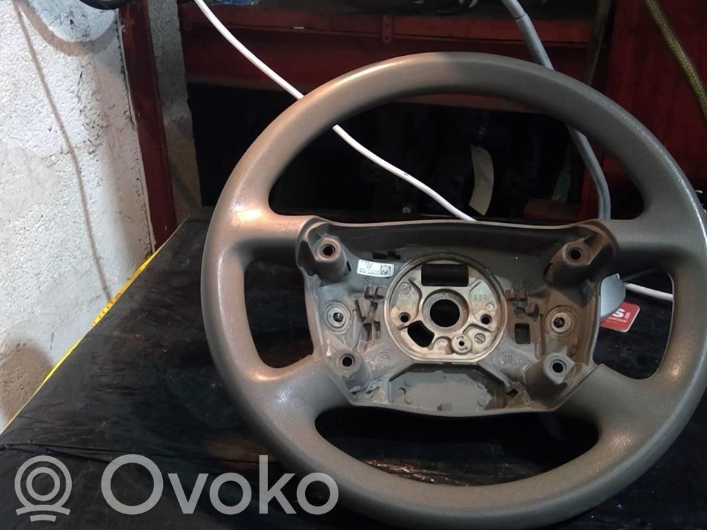 Audi A2 Ohjauspyörä 