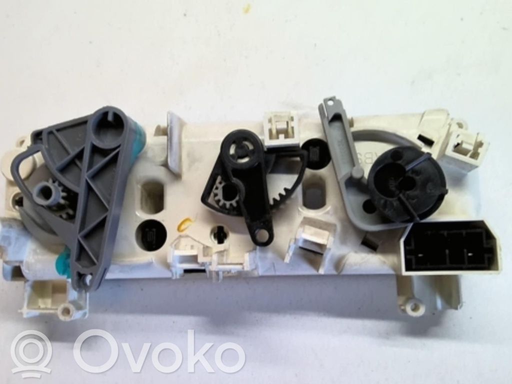 Peugeot 306 Climate control unit 