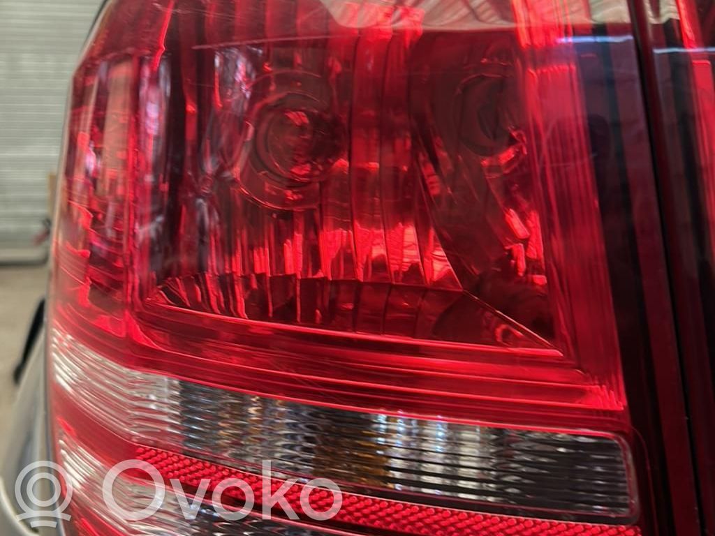 Dodge Journey Aizmugurējais lukturis virsbūvē 