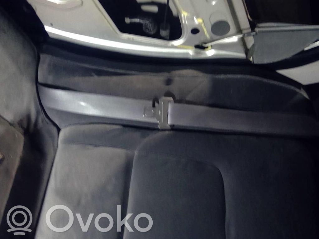 Volvo S80 Cinturón trasero 