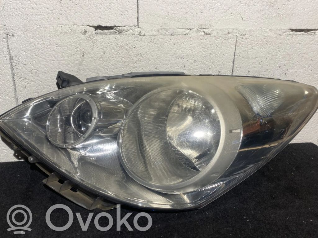 Nissan Note (E11) Phare frontale 