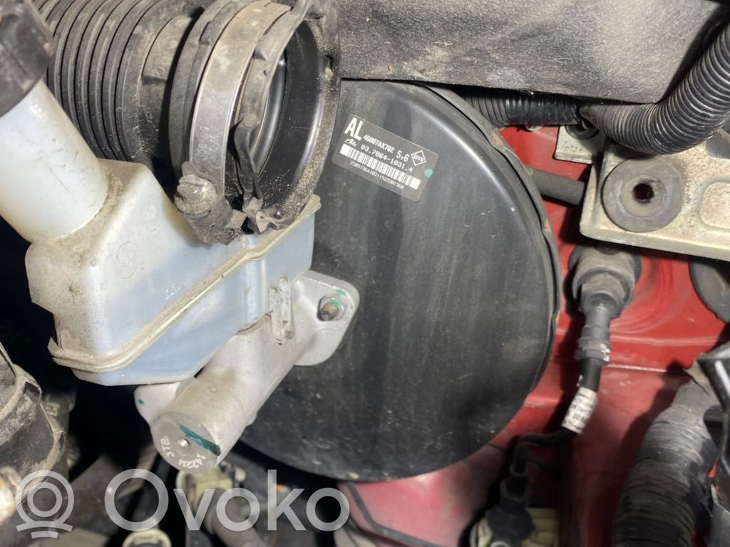 Nissan Note (E11) Servo-frein 