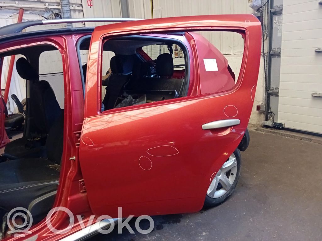 Dacia Sandero Puerta trasera 
