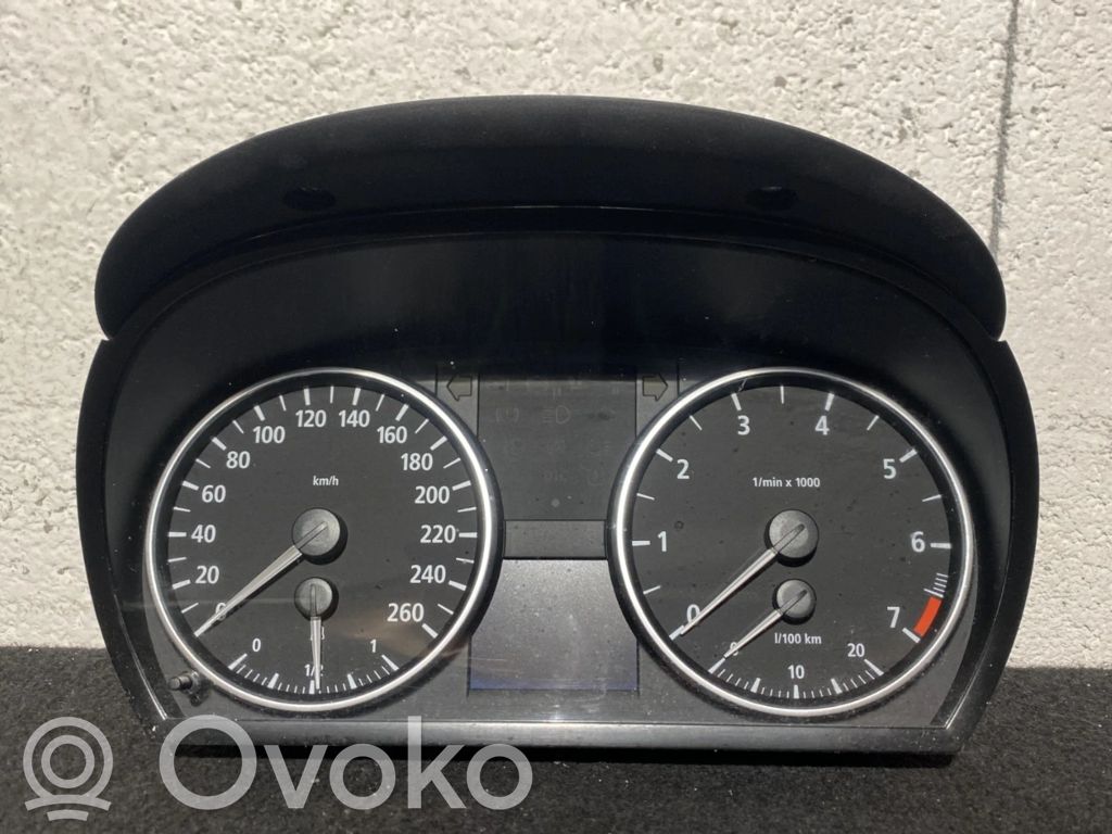 BMW 3 E90 E91 Nopeusmittari (mittaristo) 