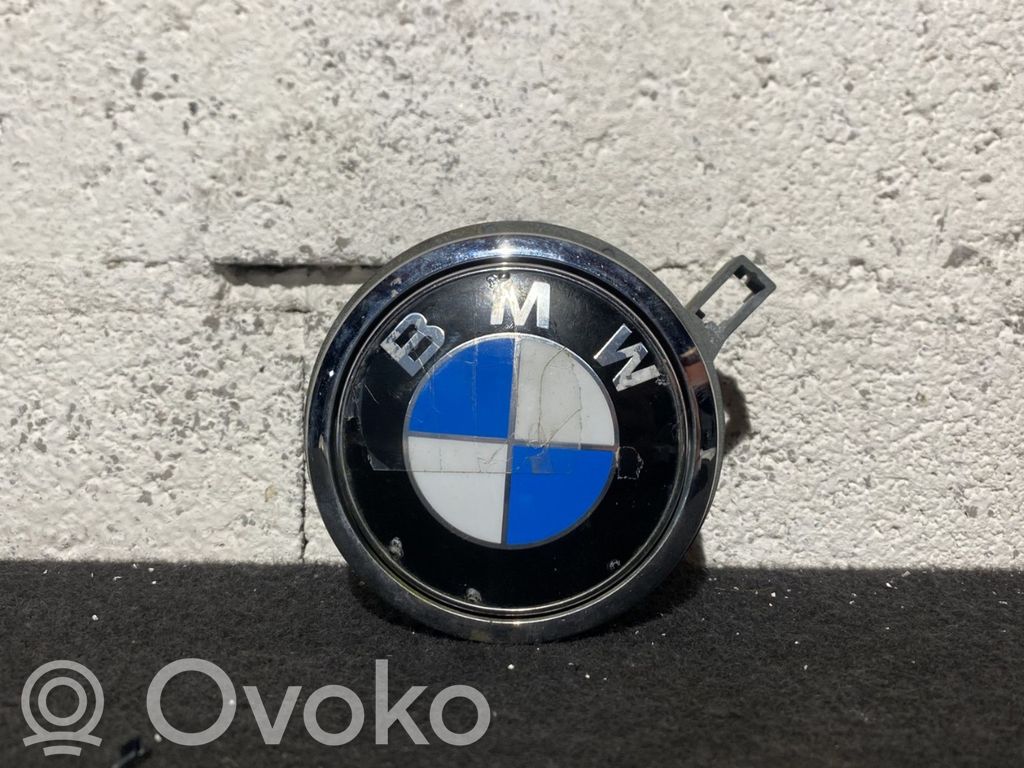 Tailgate opening switch   51247207933