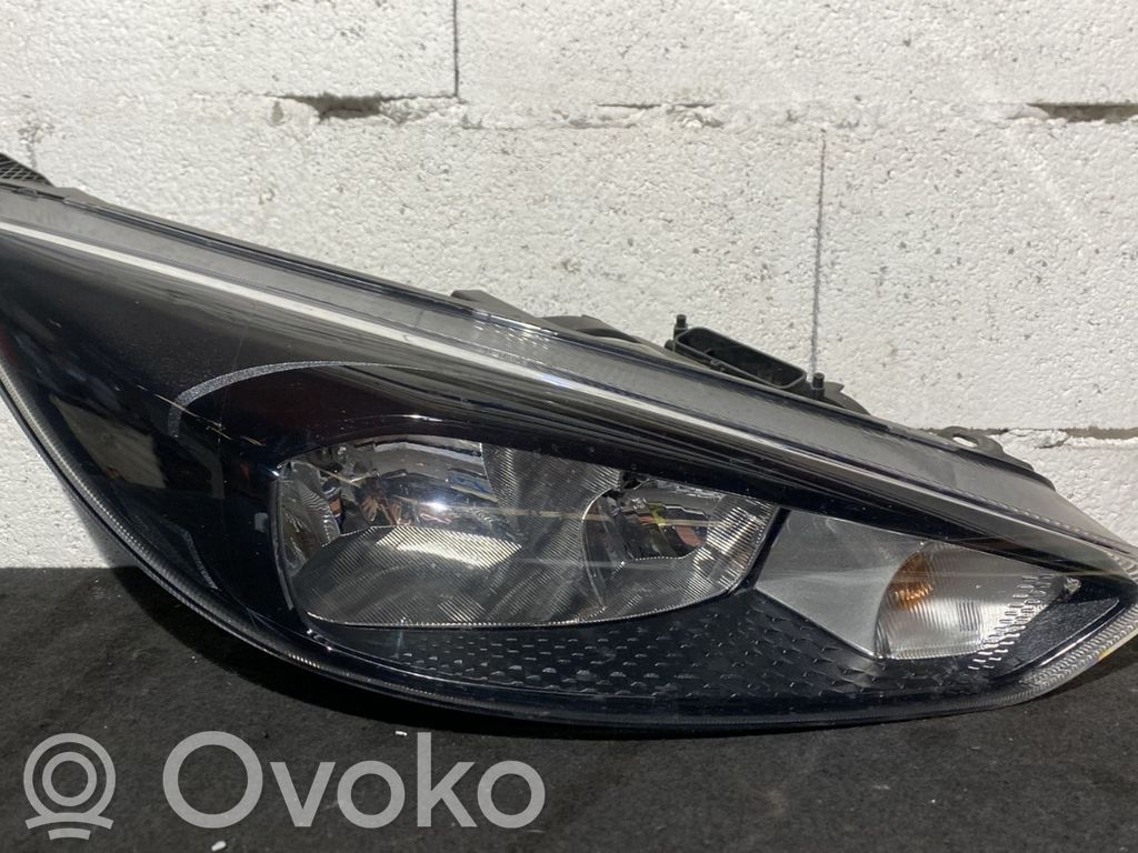 Ford Focus Headlight/headlamp 
