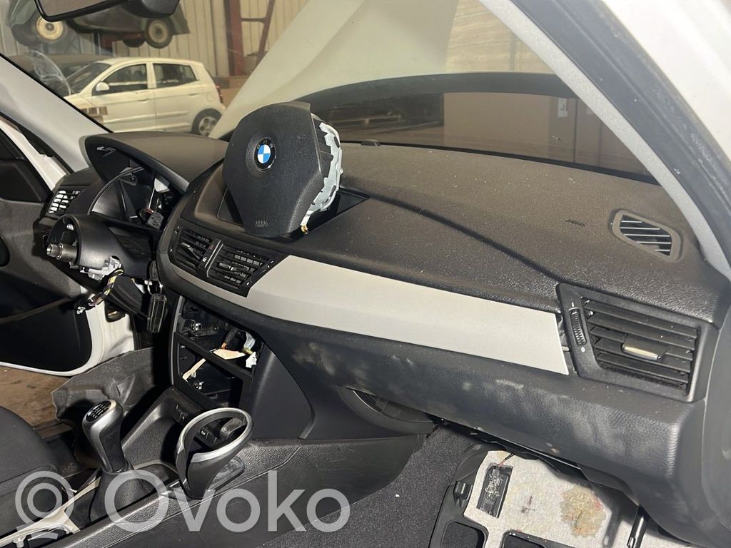BMW X1 E84 Dashboard 