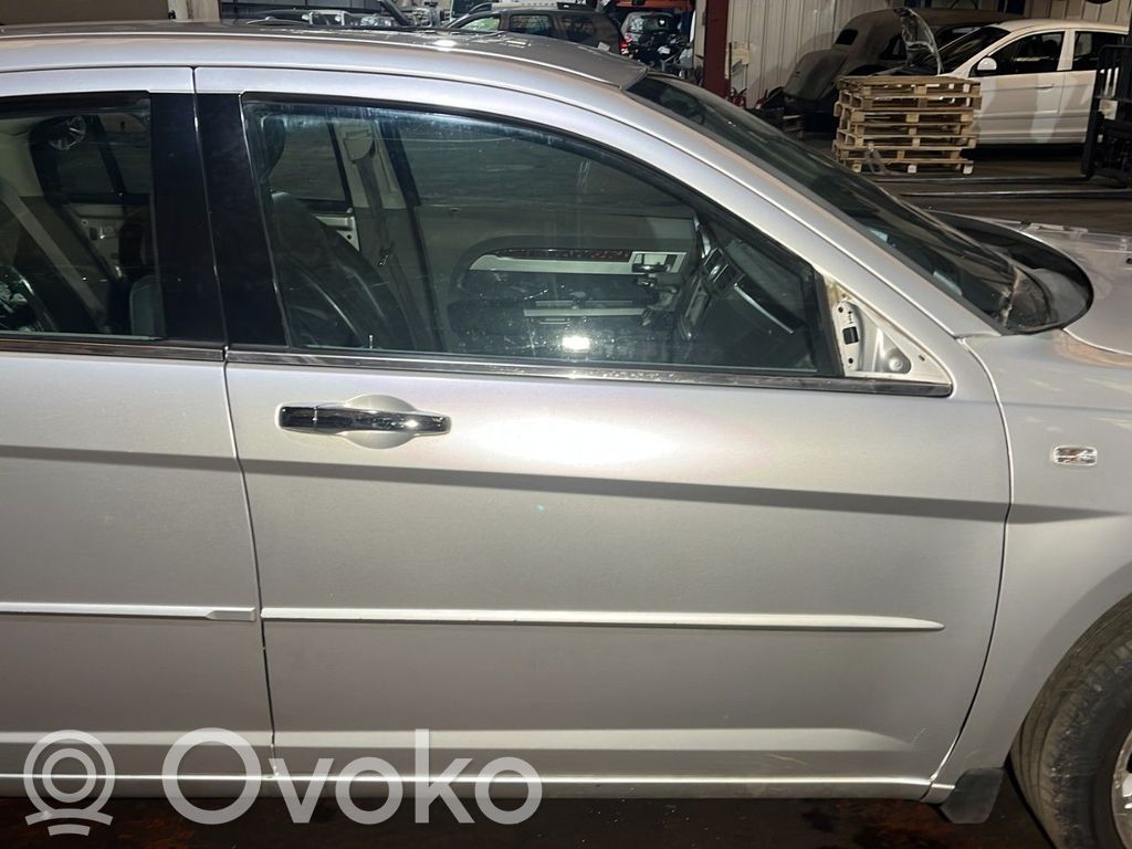Chrysler Sebring (JS) Puerta delantera 