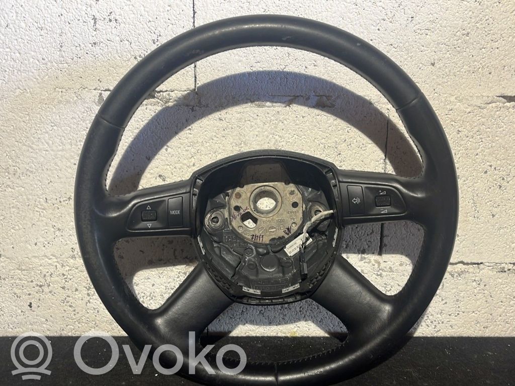 Audi Q7 4L Ohjauspyörä 