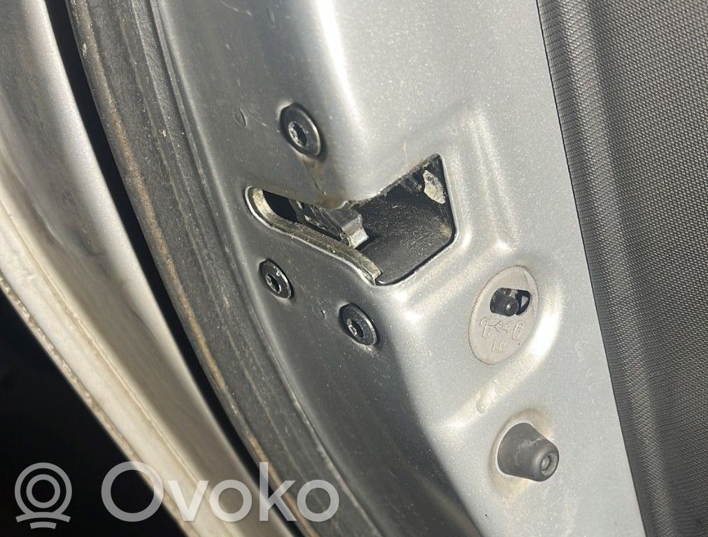 KIA Ceed Rear door lock 