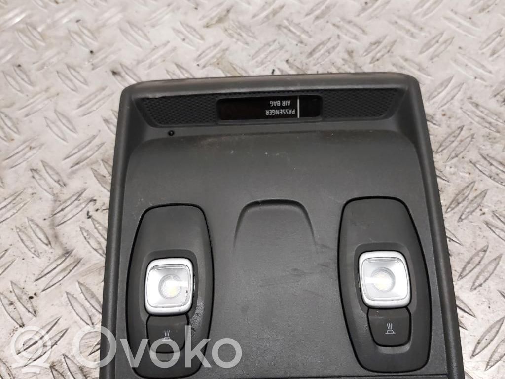 Renault Clio V Luz del asiento delantero 