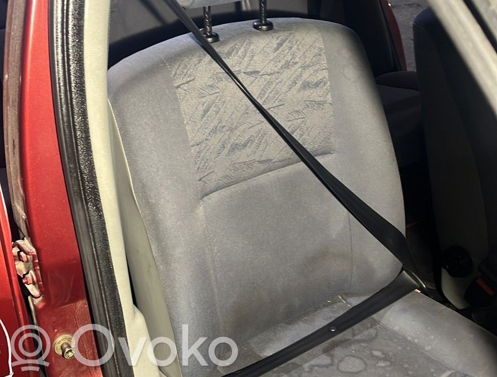 Dacia Logan I Cinturón delantero 