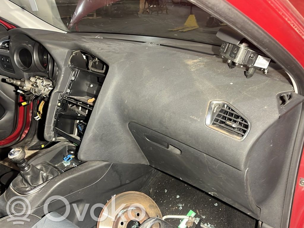 Citroen C4 II Panel de instrumentos 