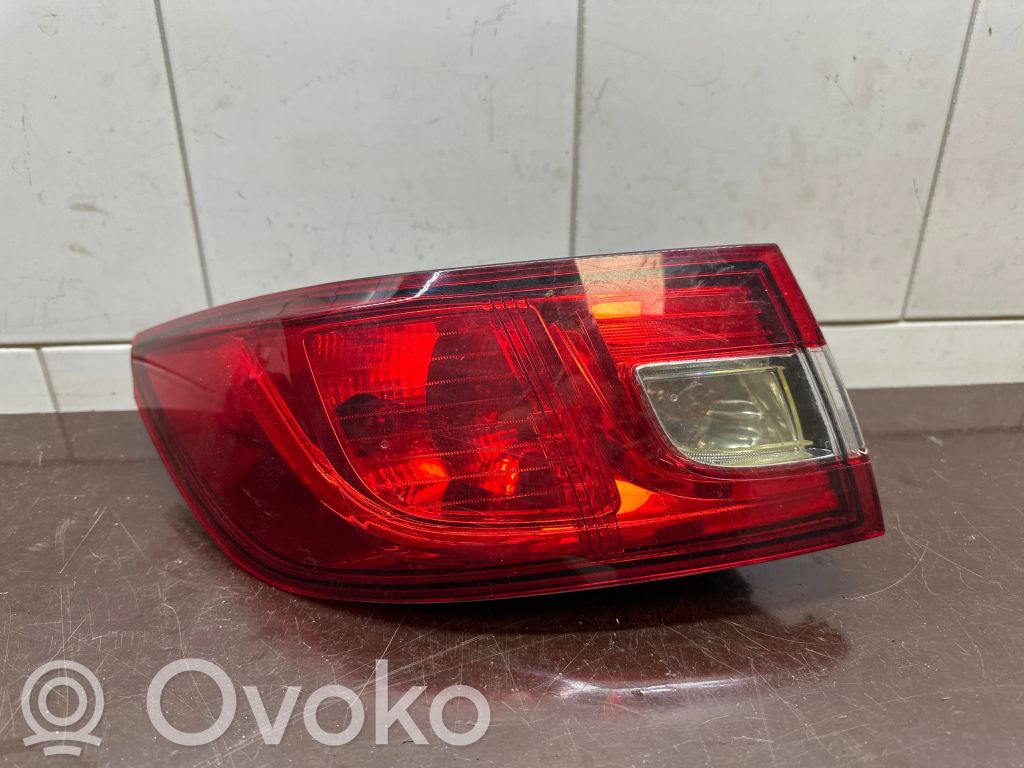 Renault Clio IV Rear/tail lights 